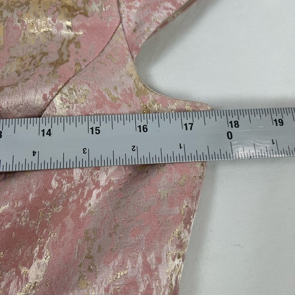 Vince Camuto Women's Jacquard Cap Sleeve Fit and Flare Pink and Gold Size 6 - Picture 9 of 15